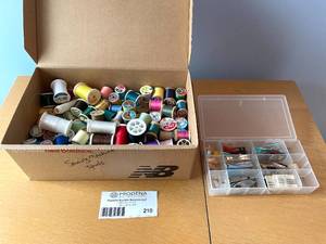 lot 210 image: Large Lot of Sewing Machine Spindle Tread and Supplies