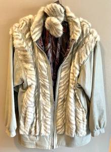lot 226 image: Sorgatz Custom Made Womens Gray Leather and Mink Fur Coat