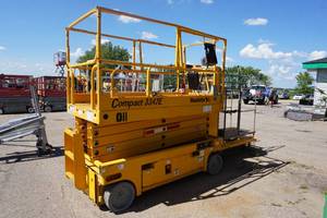lot 3 image: 2013 Haulotte Model Compact 3347E Scissors Lift