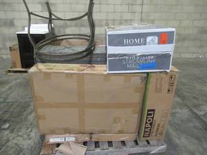 lot 121 image: WHOLESALE MIXED PALLET OF MISCELLANEOUS OUTDOOR FURNITURE