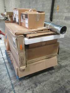 lot 122 image: WHOLESALE MIXED PALLET OF MISCELLANEOUS BUILDING MATERIALS AND DUCT FLASHING