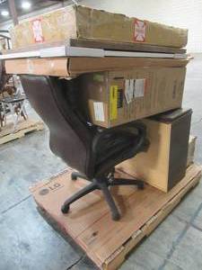 lot 232 image: WHOLESALE MIXED PALLET OF MISCELLANEOUS FURNITURE AND HOME DECOR