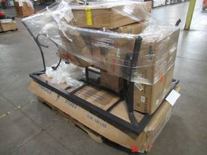 lot 422 image: WHOLESALE MIXED PALLET OF MISCELLANEOUS FURNITURE AND MORE