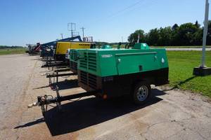 lot 9 image: 2014 Sullivan Palatek Model D185PDZ SB Tow Behind Air Compressor