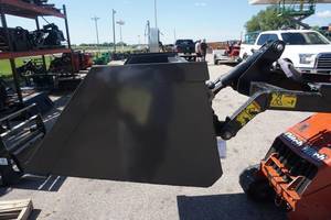 lot 27 image: Brand New CID Brand Toro, Dingo, Boxer Mini Skid Universal Mount 48 Large Capacity Material Handling Bucket
