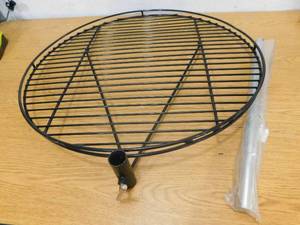 lot 12 image: 25 round cooking grate for over camp fire with pole