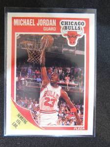 lot 22 image: 1989 Fleer Basketball Michael Jordan #21 Chicago Bulls