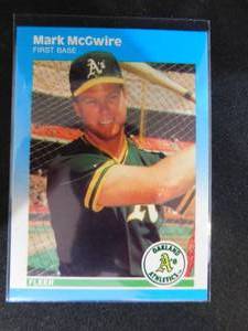 lot 113 image: 1987 Fleer Update Mark McGwire Rookie Card #U-76