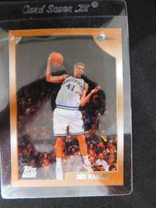 lot 193 image: 1998 Topps Dirk Nowitzki Rookie Card #154