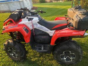 lot 3 image: 2018 CanAm Outlander XMR 570