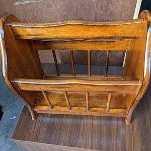 lot 34 image: Mid Century Modern Wood Magazine Rack