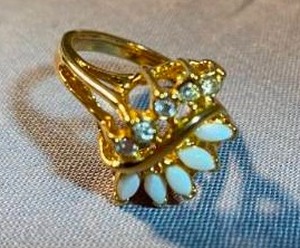 Gold Tone White Aventurine & Cubic Zirconia Cocktail Ring