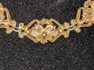 Art Deco Gold Filigree Florenza Flower Link Bracelet