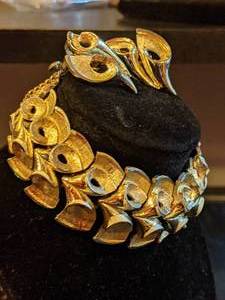 Coro Wide Link Bracelet & Earrings