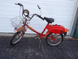 lot 3 image: Moped AMF Roadmaster