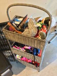 lot 457 image: Pet Supplies and Gates