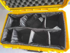 lot 436 image: Yellow Rolling Hard Case