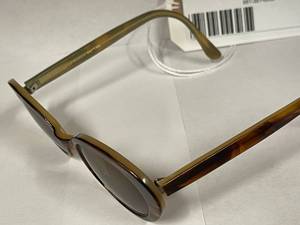 lot 449 image: Authentic Lumar Oliver Peoples Vintage 80 Tortoise Shell Sunglasses