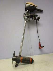 lot 216 image: MINNKOTA WEEDLESS 65 FIVE-SPEED TROLLING MOTOR