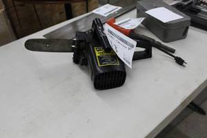 lot 13 image: Wen Electric Chain Saw 8