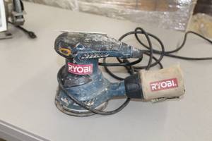 lot 23 image: Ryobi RS290 Orbital Sander with Dust Collection