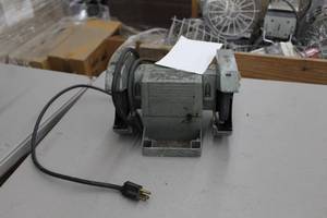 lot 35 image: Sears 315.1964 5 Bench Grinder