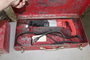 lot 104 image: Milwaukee Sawzall Reciprocating Saw Heavy Duty  with Metal Case
