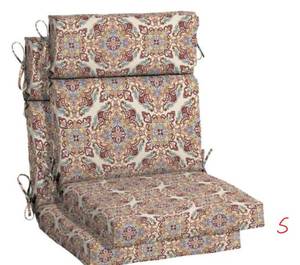 HAMPTON BAY 21.5 in. x 24 in. Chili Medallion Outdoor High Back Dining Chair Cushion (4-Pack)