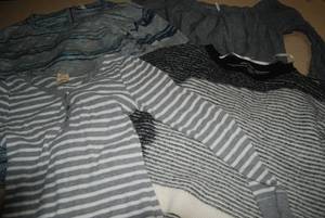 lot 18 image: 20 size small tops...