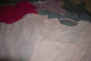 lot 32 image: 30 size medium tops...
