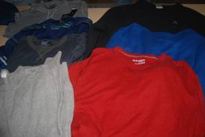 lot 66 image: 15 mens medium sweaters...