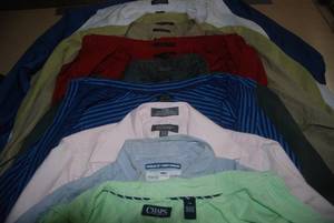 lot 68 image: 10 mens large button up shirts...