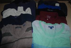 lot 80 image: 10 mens size Large pullovers...