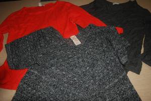 lot 82 image: 15 womens size Large tops...