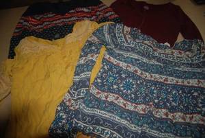 lot 85 image: 25 womens large tops...
