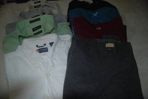 lot 105 image: 8 mens XL shirts...