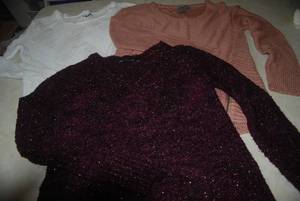 lot 107 image: 15 womens size small tops...