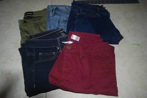 lot 124 image: 5 pair pants size 9...