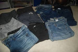 lot 137 image: 11 pair various size jeans , not ne...