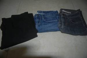 lot 141 image: 3 pair of pants various sizes not n...
