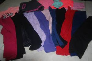 lot 145 image: 12 pair of bottoms mostly girls 4-5...