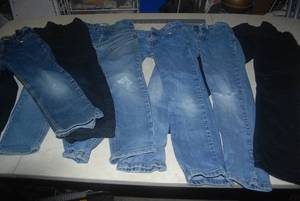 lot 149 image: 6 pair boys jeans 5 are size 8, 1 is a 10, black jeans are like new, all with adjustable waist, dog and cat friendly home