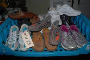 lot 23 image: 9 pairs of shoes, mens and womens v...