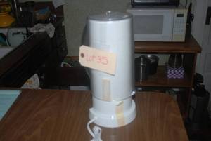 lot 35 image: Ice tea maker...