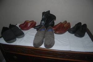 lot 51 image: 4 pair of shoes, 2 womens 8 and 12...