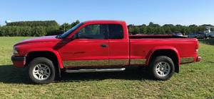 lot 4 image: 2001 Dodge Dakota Sport 4x4