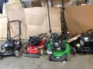 lot 21 image: Lot of 4 assorted Lawnmowers used customer Returns  see pictures