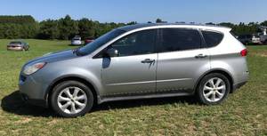 lot 3 image: 2007 Subaru B9 Tribeca AWD