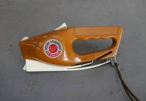 lot 60 image: Actual Ron Popeil Pocket Fisherman in Great condition, works great
