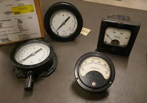 lot 73 image: Vintage gauges